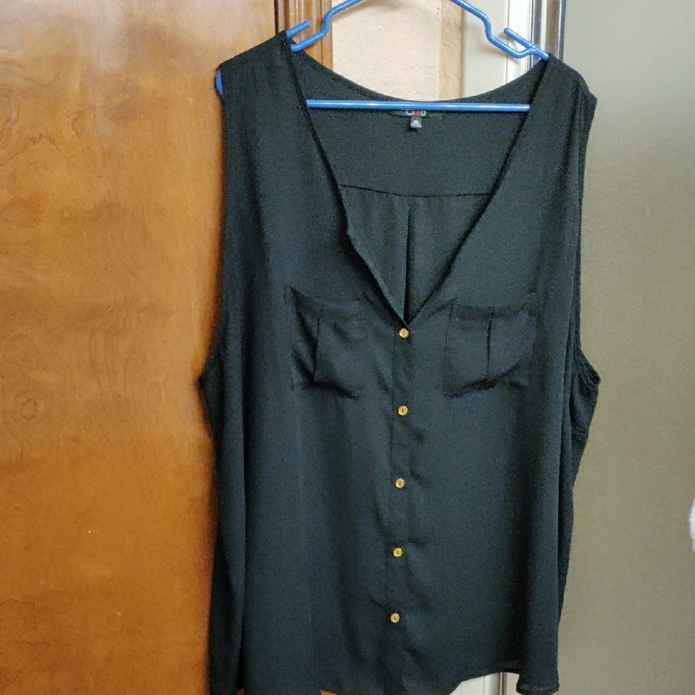 🖤Cleo Black and Gold Buttoned Blouse